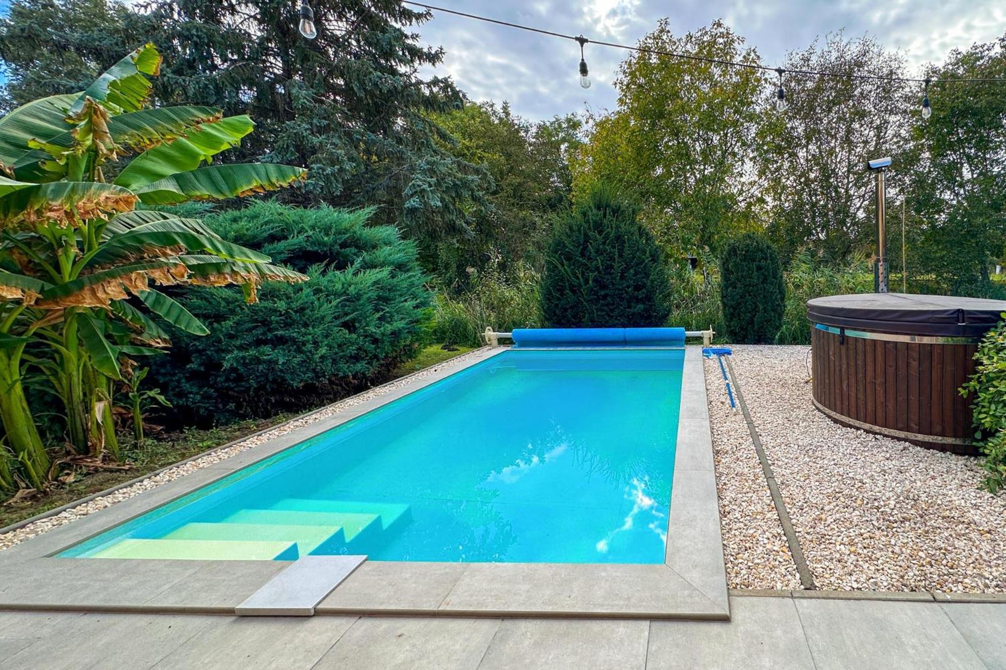 Posteleki Vendeghaz-Nyugalom Szigetei Villa Gyula Exterior photo